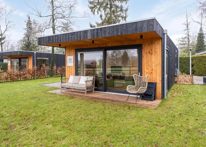 De Eekhoorn * بوتِنْ